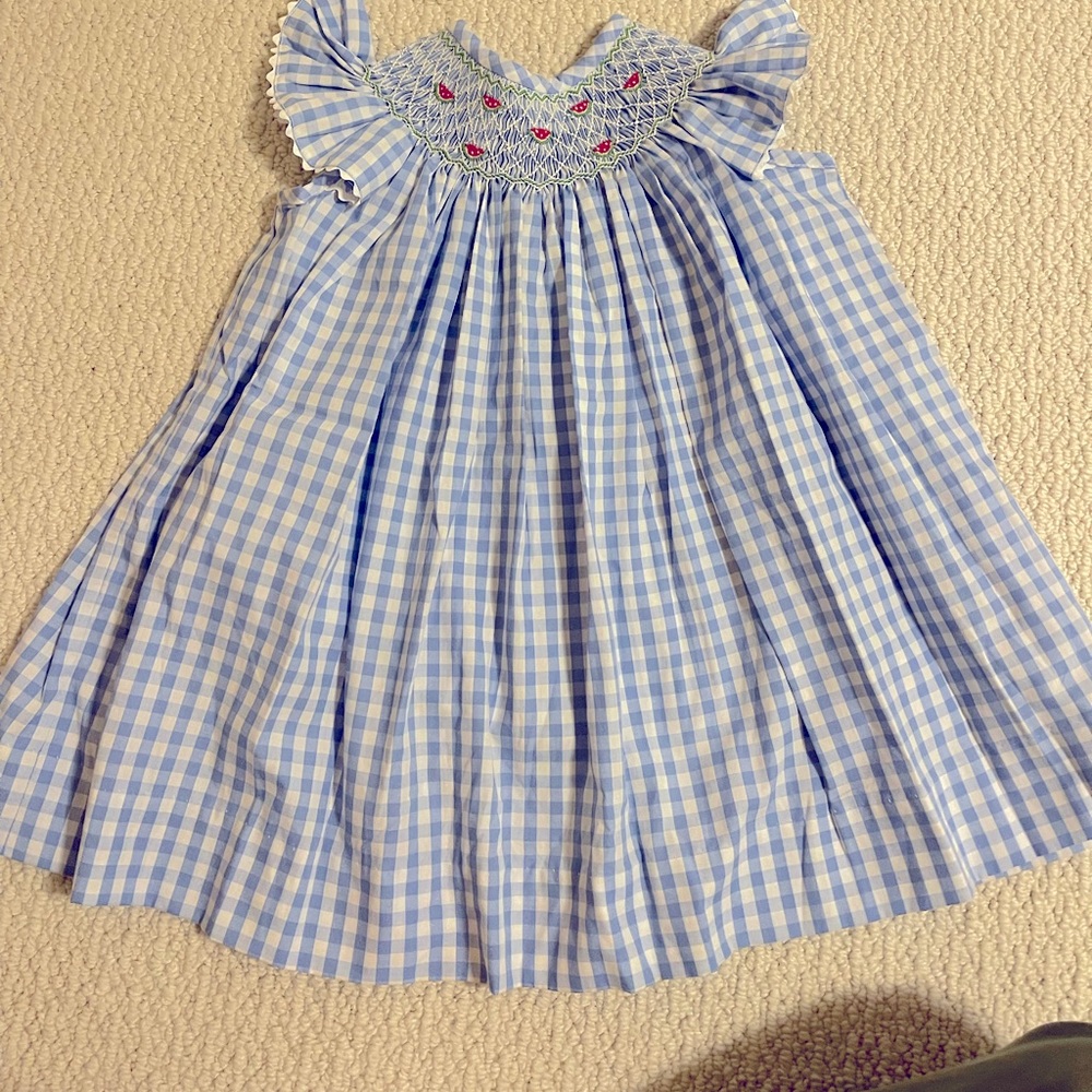 Little English smoked girls dress. Only worn once. 2t
